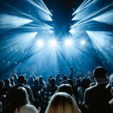 Roxy Dekker naar de ArenA: dit weten we over het concert en de rol van Van Gaal