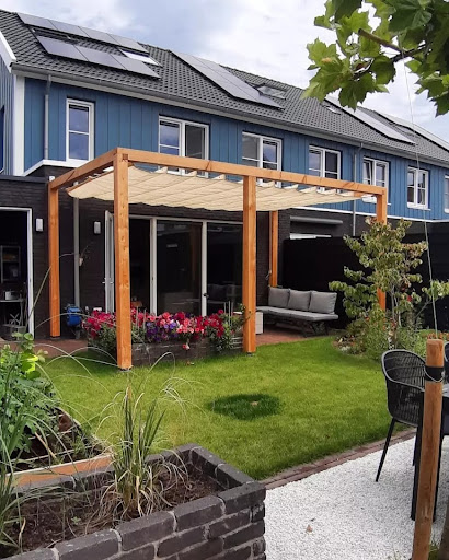 6 manieren waarop een pergola jouw tuin verrijkt